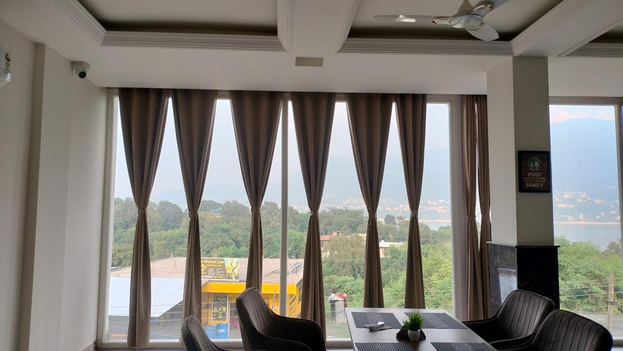 Govind Sagar View Hotel & Restaurant Bilaspur  Extérieur photo