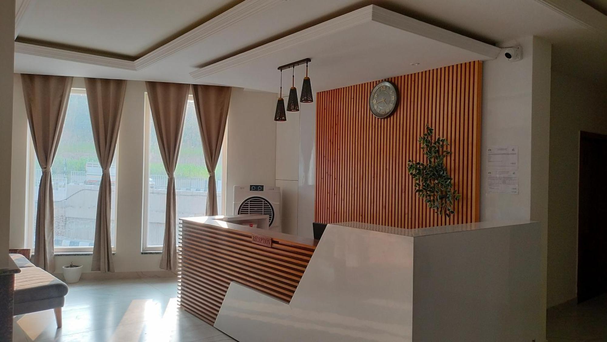 Govind Sagar View Hotel & Restaurant Bilaspur  Extérieur photo