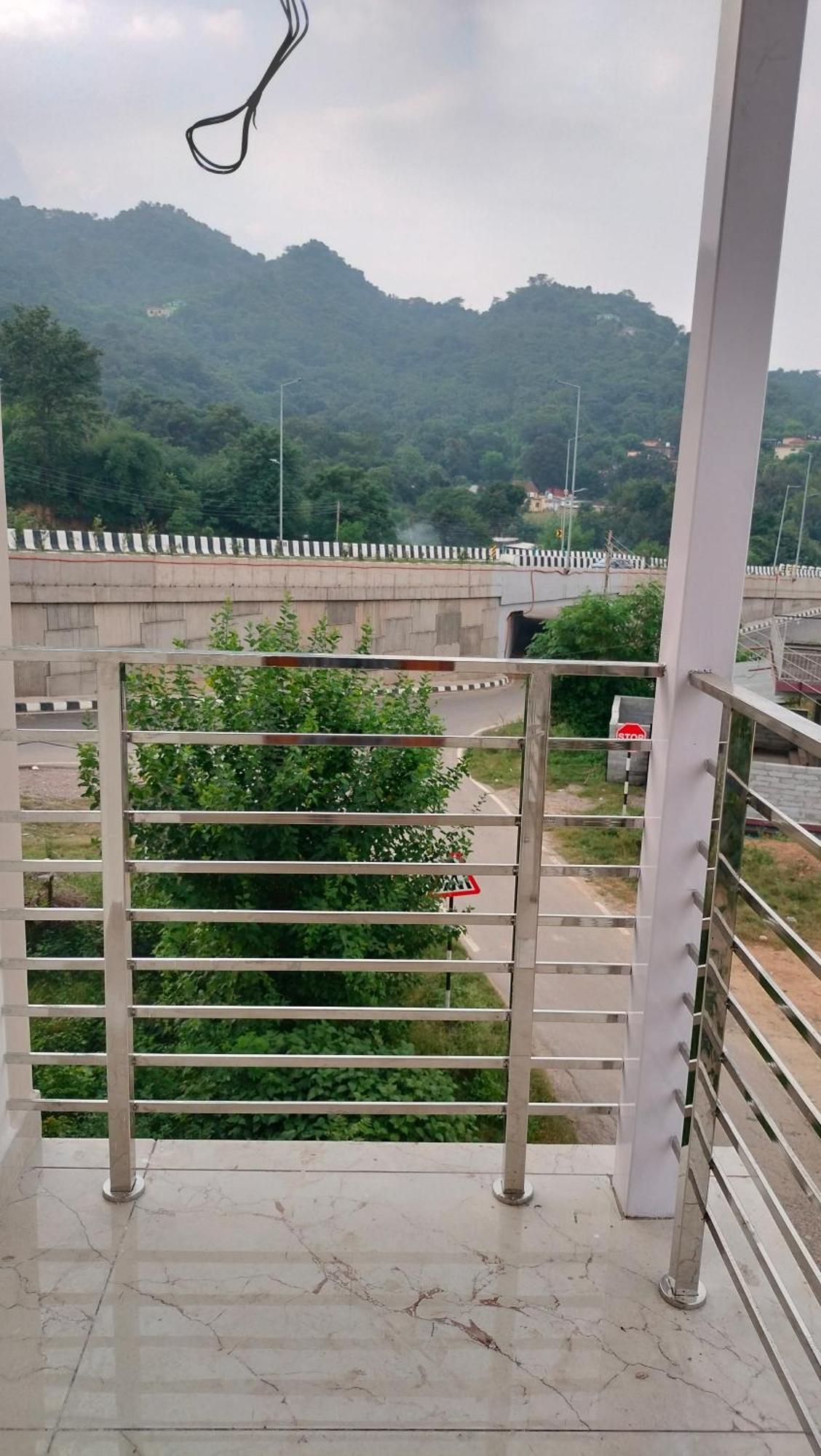 Govind Sagar View Hotel & Restaurant Bilaspur  Extérieur photo