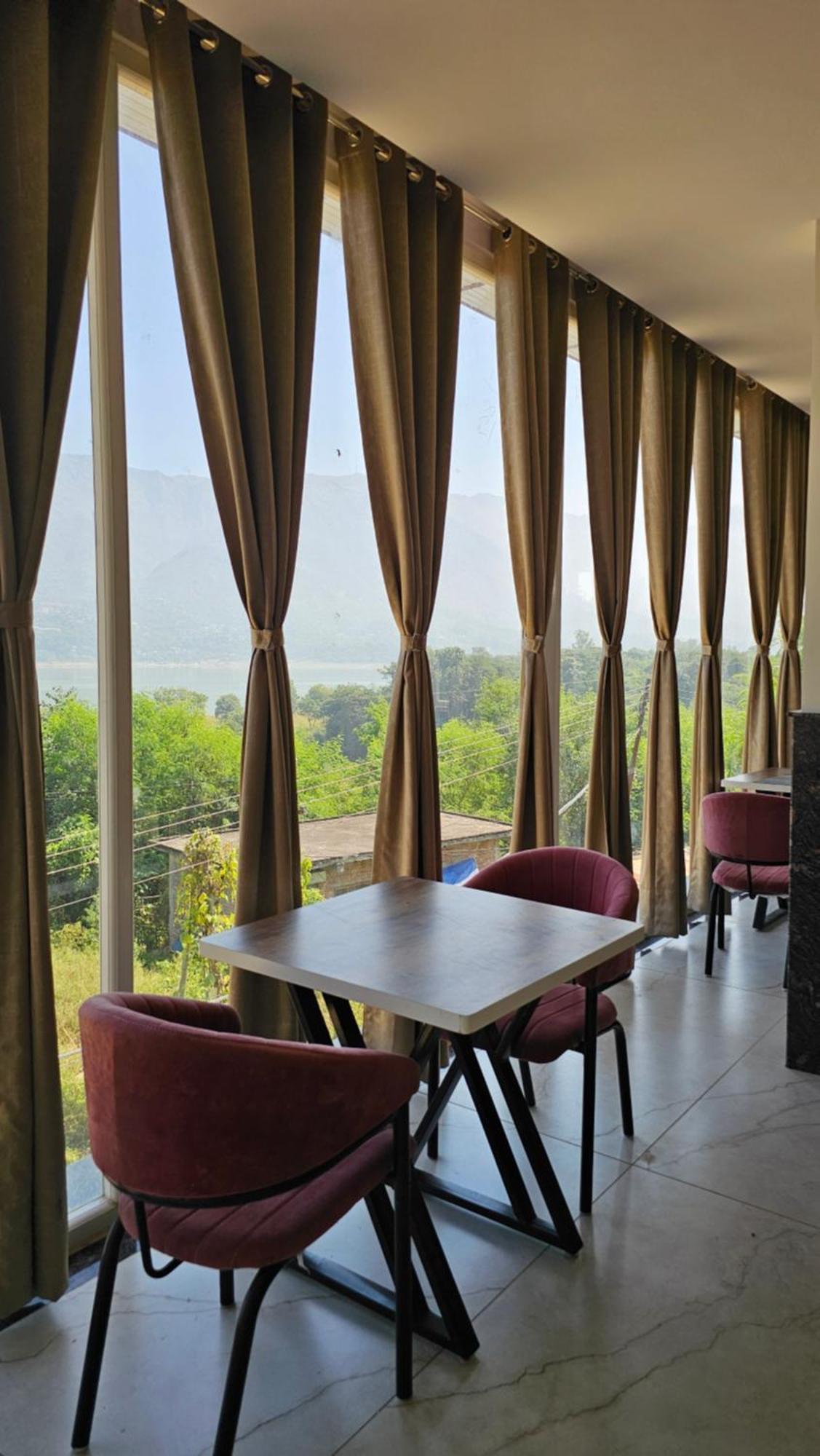 Govind Sagar View Hotel & Restaurant Bilaspur  Extérieur photo
