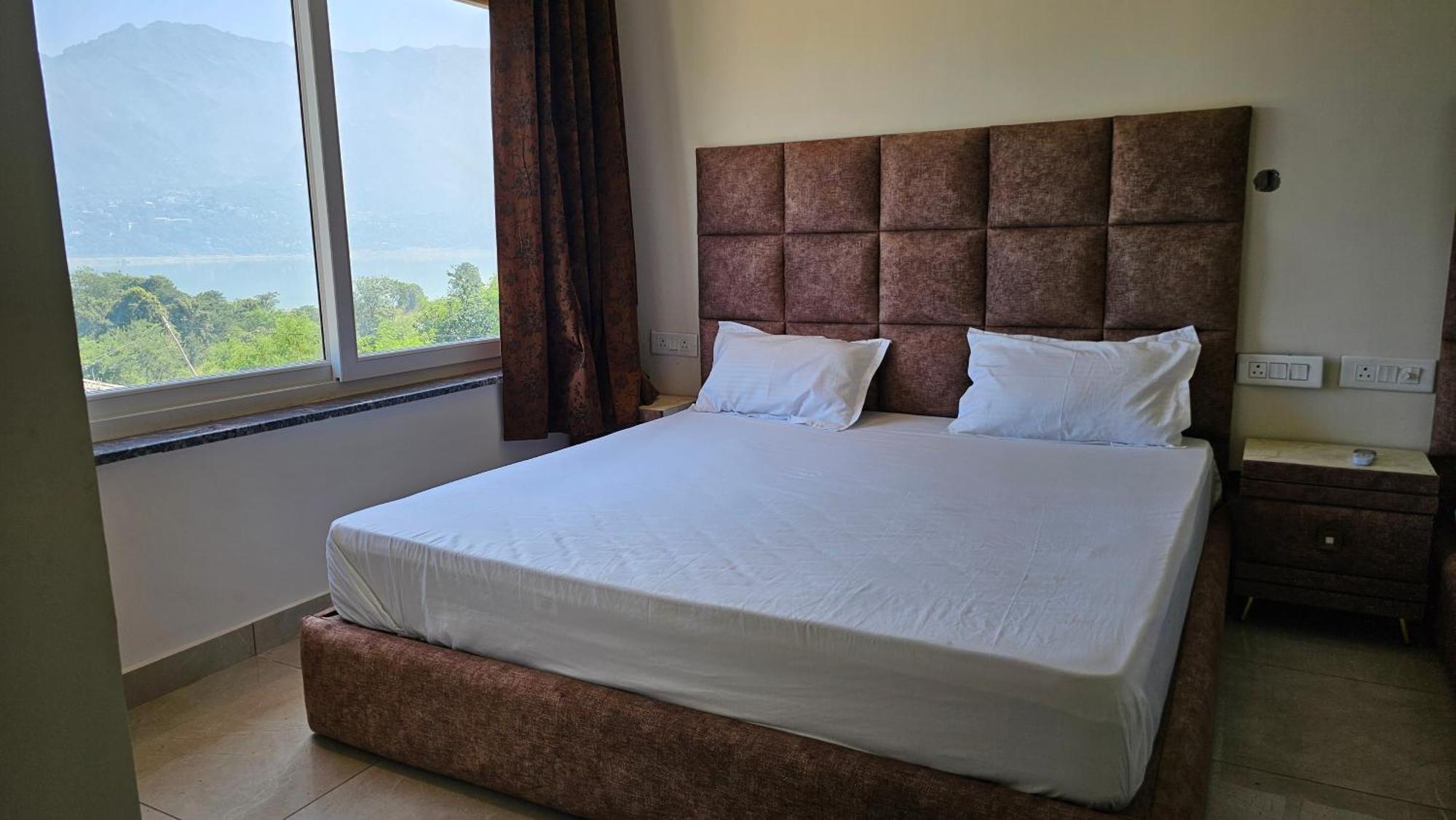 Govind Sagar View Hotel & Restaurant Bilaspur  Extérieur photo