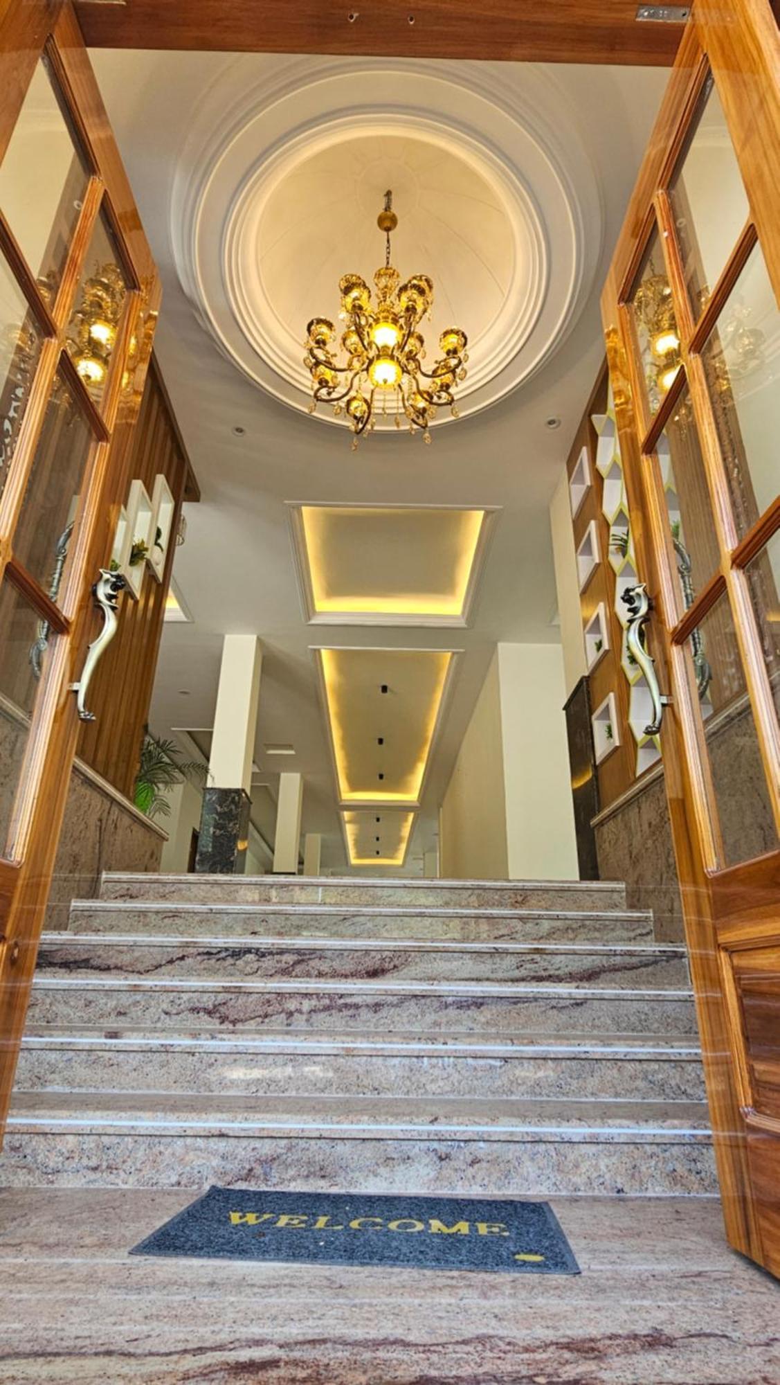 Govind Sagar View Hotel & Restaurant Bilaspur  Extérieur photo